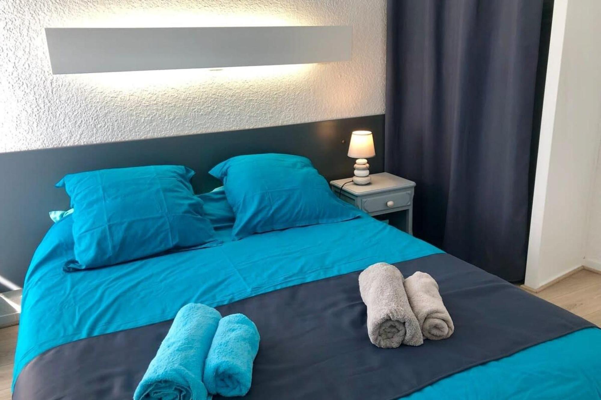 Jolie Maisonnette Cosy Bord De Mer Terrasse กิเดล ภายนอก รูปภาพ